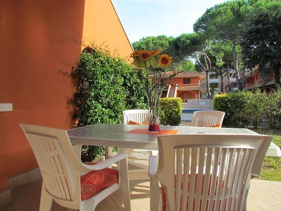 Residence Capistrano Bibione 0*,